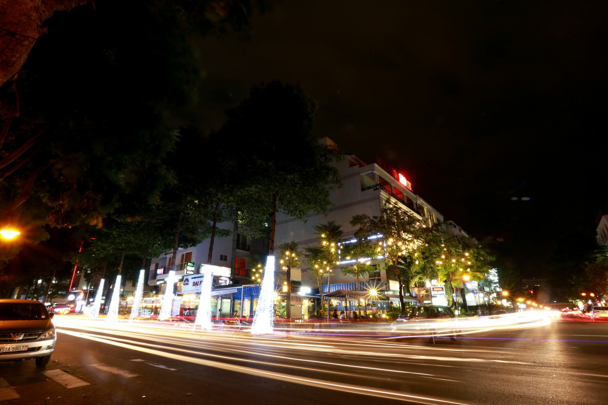 Golden Tree Apartments Ho Chi Minh City Exterior photo